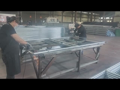 Kettengliedzaun Rahmendetails  Polieren