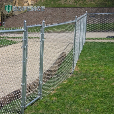 76mm Post Rail Chain Link Zaun Perfekte Wahl für Sportfelder und Hinterhöfe