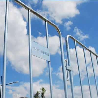 Portable Faltbare Aluminium Veranstaltung Crowd Control Barrieren Zaun Stahl PVC Große Konzerte Auffahrt Tore Sicherheitsmanagement