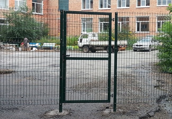 Anpassungsfähiges Stahlzaun Schiebetor für Haus und Garten 5,0 m Breite