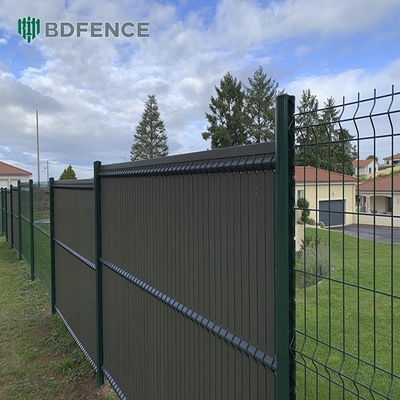 Hochsicherheitszaun 3D-V-Bekrümmungszaun für Gartenfarmen für die Sicherheit des Umfangs