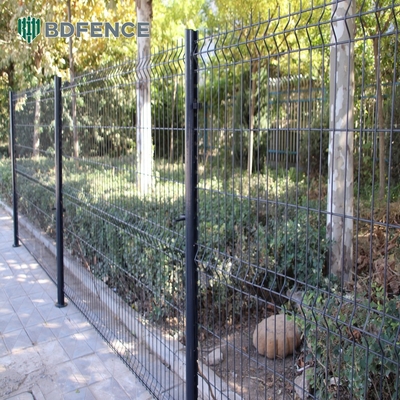 3mm 3d Zaunplatten Beschichtet Grenze Grüner Garten Drahtgitter Zaun mit V-Falten