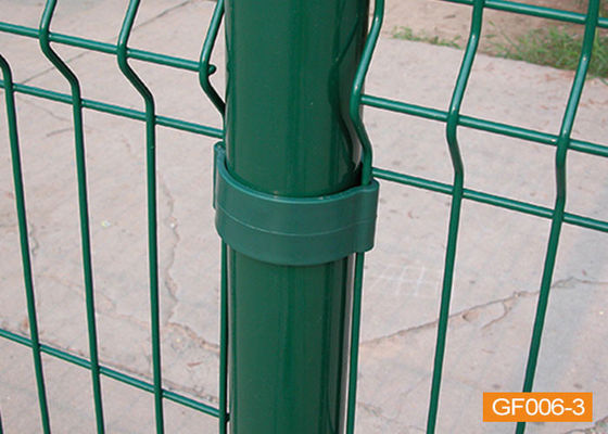 Pulverisieren Sie Metallspant V Mesh Security Fencing der Beschichtungs-50*50mm