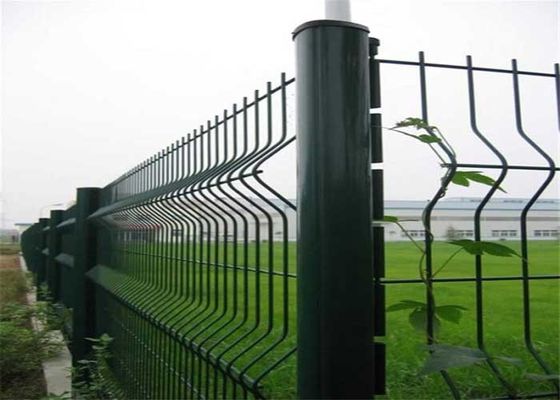 Nachhaltiges PVC beschichtet 3d gekrümmter geschweißter Drahtnetz Zaun Panel Barrikadenzaun