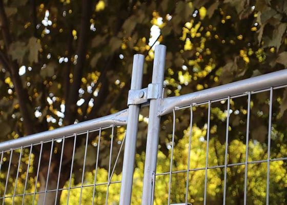 2.1M * 2.4m Australien Einziehbarer vorübergehender Zaun Quadratloch
