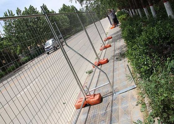 2.1*2.4m Bewegliche Baustellen Warmdippverzinkte Baustelle Australien Vorübergehende Zaunplatten