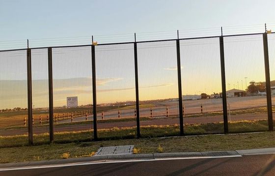 PVC, das Antiaufstiegs-Zaun geschweißte Masche ClearVu 358 beschichtet