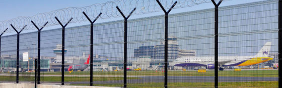Pulver-überzogener Flughafen, der 50*200mm Y Art Posten-Sicherheit einzäunt