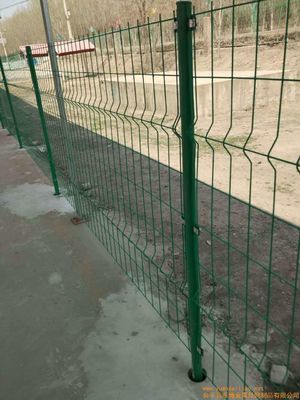 Metalx Fabrikpreis Billig Grün/Schwarz PVC Beschichtet Außengarten 3D Kurvige geschweißte Biege Umfang Sicherheitsdraht/V-Gitter