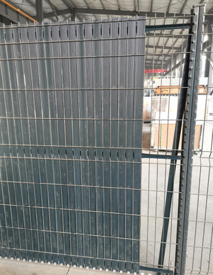 Außen 3d gekrümmter PVC beschichtet geschweißtes Gitterzaun für Garten und Bauernhof Schutz 3d Zaun
